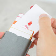 【Allocacoc】创意抽拉式卡包DAX－V1无纺布 实用的商务礼品
